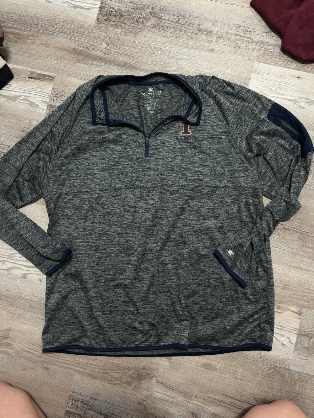 Colosseum Illinois Men's Heather Gray Quarter-Zip Pullover with Navy Trim